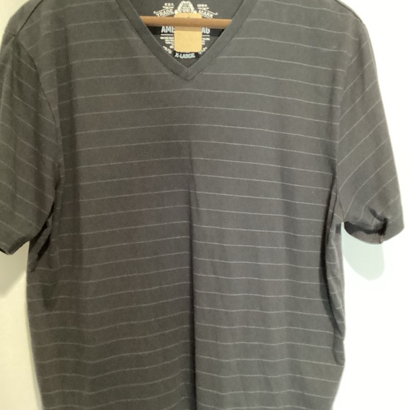 1630. Men’s American Rag Black Striped V-Neck T-Shirt – Size XL - Picture 2 of 4